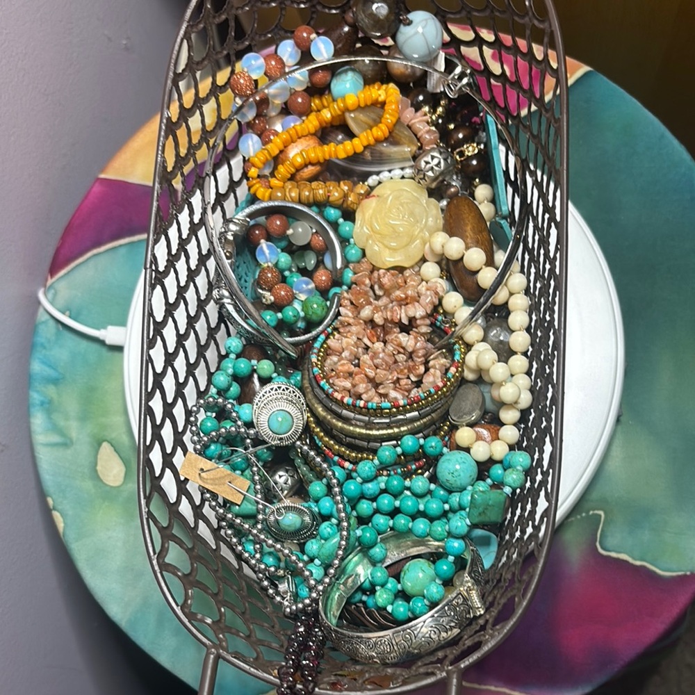 MYSTERY JAR “STICKS & STONES” - Picture 3 of 3